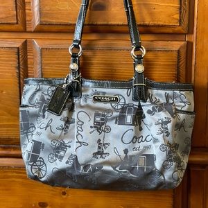 Coach signature collection purse